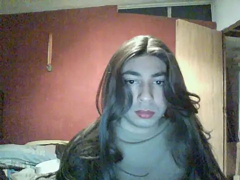 Snapshot of Yasmin_Paez99 chatting on October 11, 12:54 am Yasmin Paez99 online show from October 11, 12:54 am