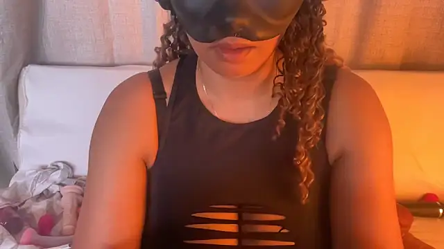 SCARLET-SANTANA online show from March 13, 12:45 pm