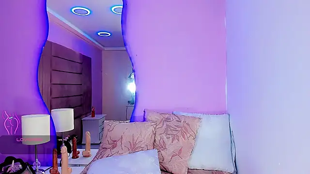 Shanelengel online show from April 3, 9:24 pm