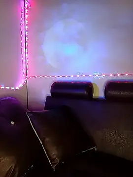 chloewildd  online show from May 16, 11:57 pm