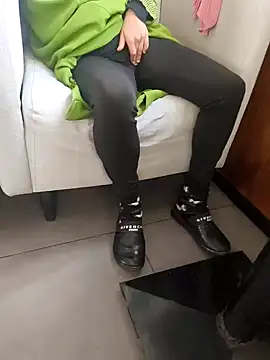 nouramaroc online show from December 25, 2:23 pm