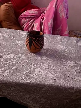 nouramaroc online show from February 18, 5:42 pm