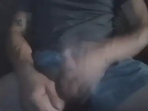 Snapshot of tripexnte chatting on March 6, 11:42 pm tripexnte online show from March 6, 11:42 pm