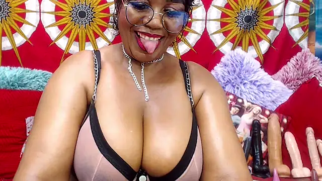 Snapshot of MATURExxxASS chatting on June 21, 7:49 pm MATURExxxASS online show from June 21, 7:49 pm