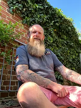 Ice mannHH online show from April 22, 2:29 pm