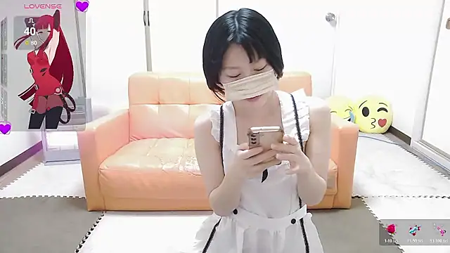 minamina1221 online show from April 15, 5:09 pm