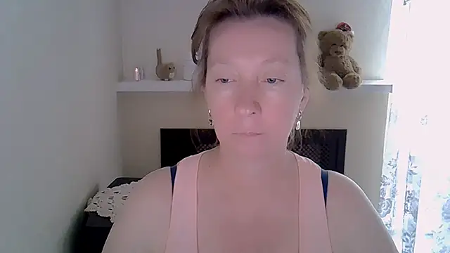 Snapshot of Madaamtang chatting on June 28, 2:23 pm Madaamtang online show from June 28, 2:23 pm