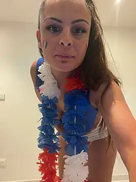 Snapshot of lenalux chatting on June 30, 7:15 pm lenalux online show from June 30, 7:15 pm
