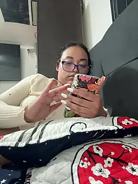 angela angels  online show from March 6, 7:47 am