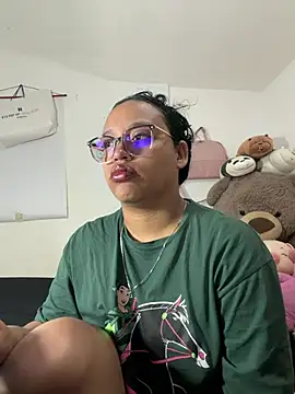 Snapshot of angela_angels_ chatting on February 18, 8:54 am angela angels online show from February 18, 8:54 am