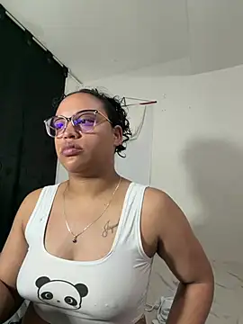 angela angels  online show from May 20, 3:34 am