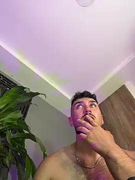 Zionmattis online show from March 8, 2:04 am