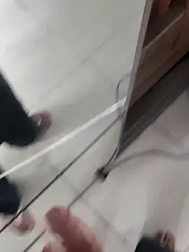 Juliano69xv online show from December 19, 3:30 pm