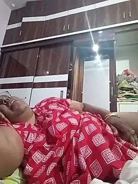 Snapshot of Pushpavathi_78 chatting on February 2, 7:57 pm Pushpavathi 78 online show from February 2, 7:57 pm