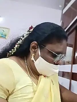 Snapshot of Pushpavathi_78 chatting on February 5, 4:58 pm Pushpavathi 78 online show from February 5, 4:58 pm