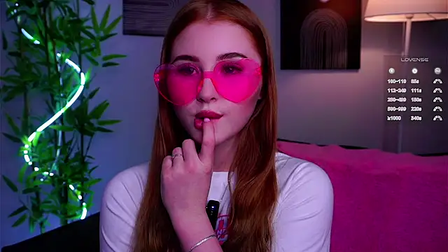 DawnAcreman online show from March 11, 5:13 pm