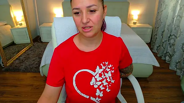 Snapshot of Amy--Samy chatting on July 3, 1:06 pm Amy--Samy online show from July 3, 1:06 pm