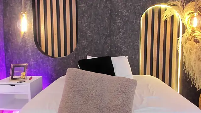 miss10 antonella online show from February 13, 11:58 pm