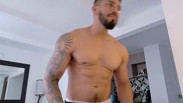 tony muscle online show from November 26, 8:43 pm