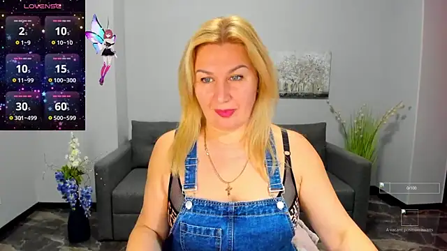 Lili Crossi online show from October 30, 6:59 am