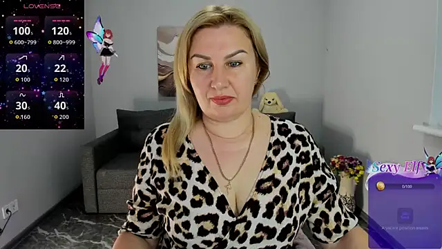 Lili Crossi online show from June 4, 5:46 am
