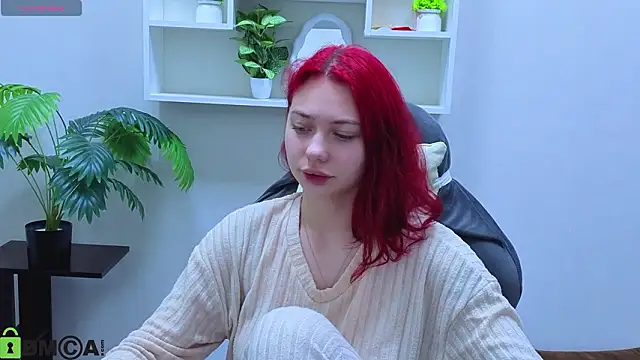 Snapshot of Miss_you_kiss chatting on February 2, 12:31 am Miss you kiss online show from February 2, 12:31 am