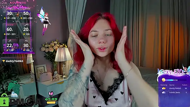 Snapshot of Miss_you_kiss chatting on March 1, 11:51 pm Miss you kiss online show from March 1, 11:51 pm