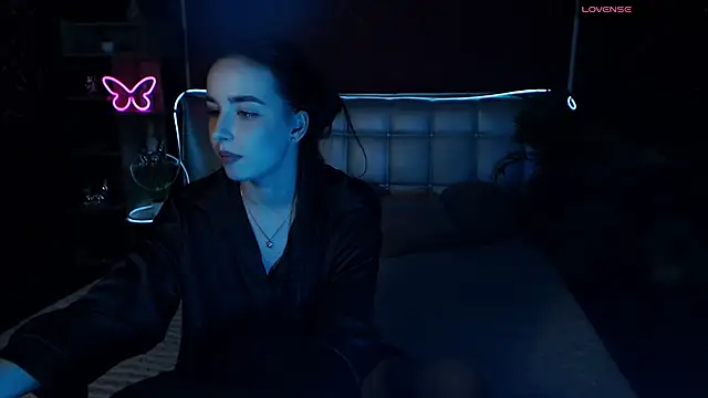 AuroraAksnesss online show from January 20, 2:57 pm