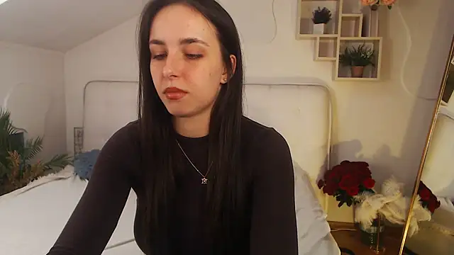 AuroraAksnesss online show from March 10, 2:05 pm