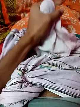 Snapshot of riyajfuckboy chatting on February 6, 3:41 pm riyajfuckboy online show from February 6, 3:41 pm