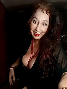 Snapshot of GypsyEsmeralda chatting on February 25, 4:46 am GypsyEsmeralda online show from February 25, 4:46 am