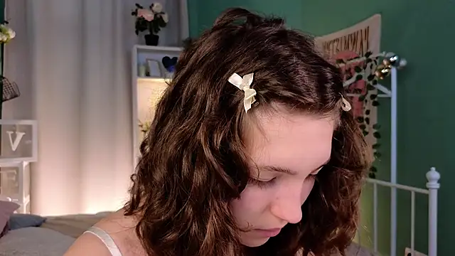 cherry lea online show from January 4, 11:54 am