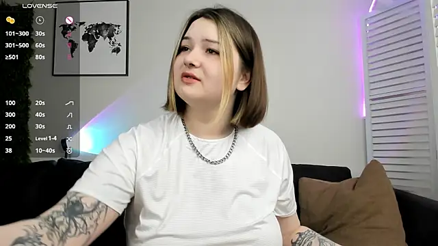 Alice Walters online show from January 23, 4:15 pm