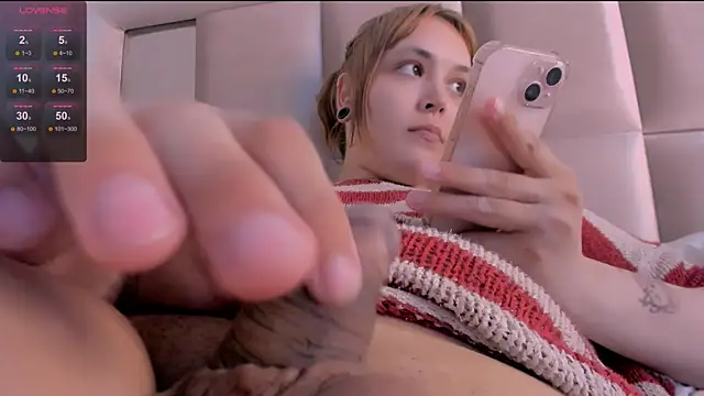 Snapshot of fem_to chatting on July 12, 7:05 pm fem to online show from July 12, 7:05 pm