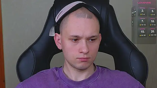 STRONGBEAUTY282 online show from December 12, 8:57 am