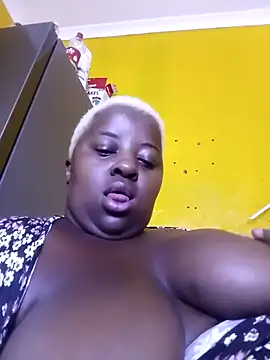 Snapshot of HotBootyBabe90 chatting on February 24, 1:21 pm HotBootyBabe90 online show from February 24, 1:21 pm