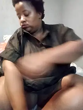 HotBootyBabe90 online show from April 7, 9:48 pm