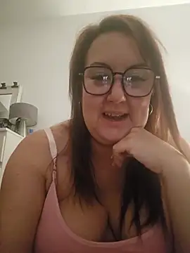 Snapshot of Bekahblows chatting on November 19, 5:51 am Bekahblows online show from November 19, 5:51 am