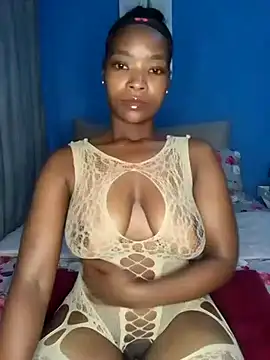 NunuBerry16 online show from February 19, 7:05 pm