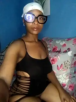 NunuBerry16 online show from February 27, 11:26 pm