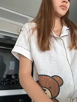 Snapshot of Nora_Vennucci chatting on July 12, 4:42 pm Nora Vennucci online show from July 12, 4:42 pm