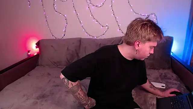 lust beyond online show from March 20, 11:53 pm