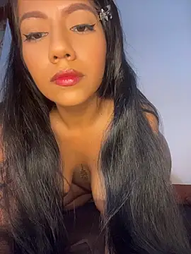 shaylin brooke1 online show from April 15, 7:21 pm