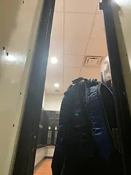 prettyrichie online show from October 27, 1:20 am