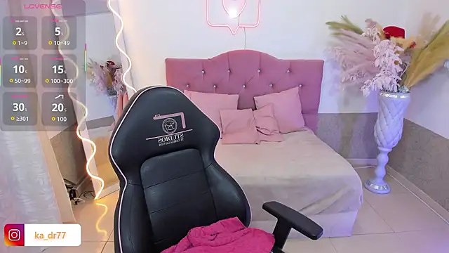 kendra tay online show from March 25, 3:56 am