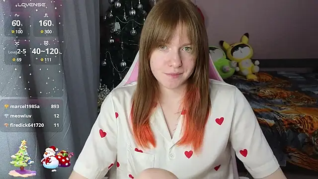 Snapshot of CassieJuice69 chatting on January 5, 6:56 pm CassieJuice69 online show from January 5, 6:56 pm