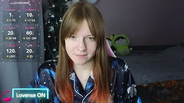 Snapshot of CassieJuice69 chatting on February 8, 5:50 pm CassieJuice69 online show from February 8, 5:50 pm