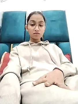 Snapshot of Aleena_Rai chatting on December 4, 5:55 pm Aleena Rai online show from December 4, 5:55 pm