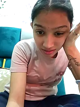 Snapshot of Aleena_Rai chatting on January 7, 10:19 pm Aleena Rai online show from January 7, 10:19 pm