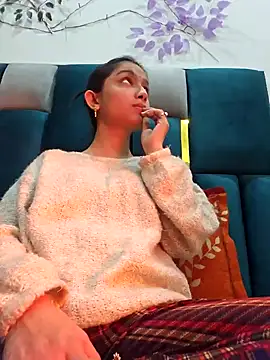 Snapshot of Aleena_Rai chatting on February 6, 6:56 pm Aleena Rai online show from February 6, 6:56 pm